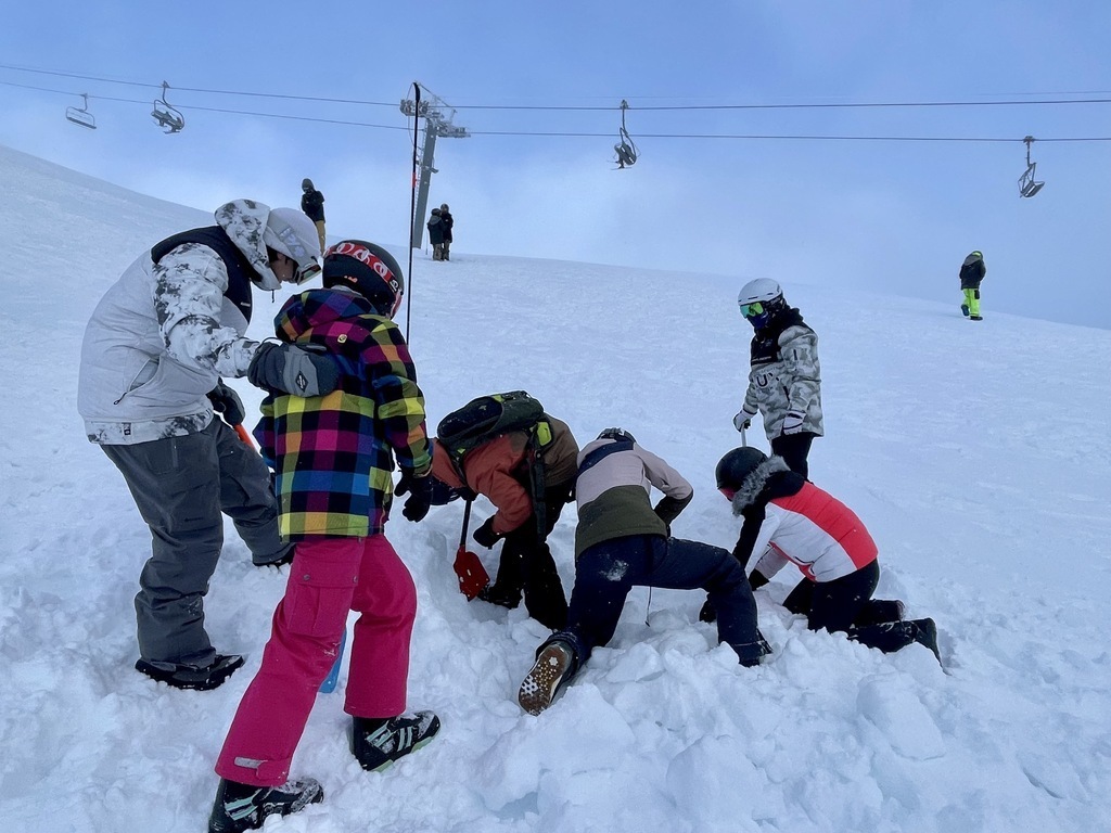 Snowboard - Safety Shred Days